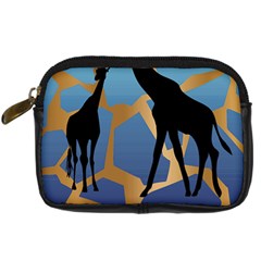 Giraffe Lover T- Shirt G I R A F F E O N G I R A F F E P R I N T P R E T T Y F O R V A C A T I O N T Digital Camera Leather Case