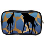 Giraffe Lover T- Shirt G I R A F F E O N G I R A F F E P R I N T P R E T T Y F O R V A C A T I O N T Toiletries Bag (One Side) Front