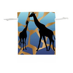 Giraffe Lover T- Shirt G I R A F F E O N G I R A F F E P R I N T P R E T T Y F O R V A C A T I O N T Lightweight Drawstring Pouch (M)