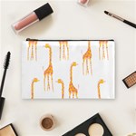 Giraffe Pattern T- Shirt Giraffes T- Shirt Cosmetic Bag (Medium) Front