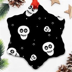 Skull Pattern Ornament (snowflake) by Ket1n9