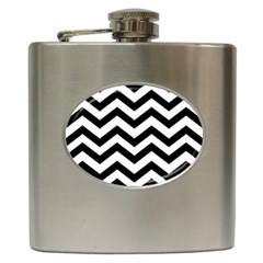 Black And White Chevron Hip Flask (6 Oz) by Ket1n9