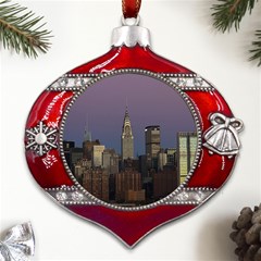 Skyline-city-manhattan-new-york Metal Snowflake And Bell Red Ornament by Ket1n9