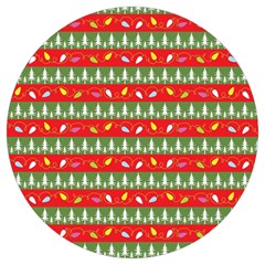 Christmas-papers-red-and-green Round Trivet by Grandong