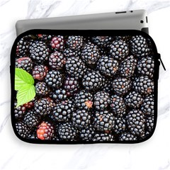 Blackberries-background-black-dark Apple Ipad 2/3/4 Zipper Cases by Amaryn4rt