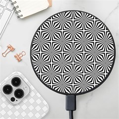 Background Pattern Halftone Black White Wireless Fast Charger(black) by Pakjumat