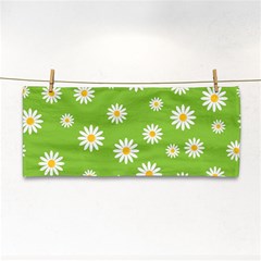 Daisy Flowers Floral Wallpaper Hand Towel by Apen