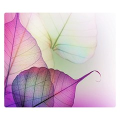 Leaf Desenho Micro Premium Plush Fleece Blanket (small) by Bedest