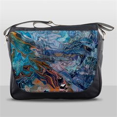 Abstract delta Messenger Bag