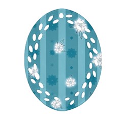 Gardenia Flowers White Blue Oval Filigree Ornament (two Sides)