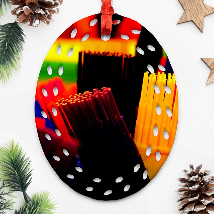 Plastic Brush Color Yellow Red Ornament (Oval Filigree)