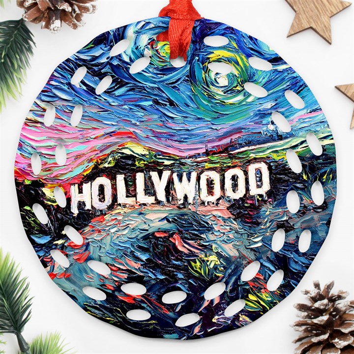 Hollywood Art Starry Night Van Gogh Ornament (Round Filigree)