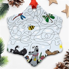 Dog Puzzle Maze Bee Butterfly Ornament (snowflake)