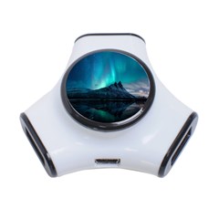 Aurora Borealis Mountain Reflection 3-Port USB Hub