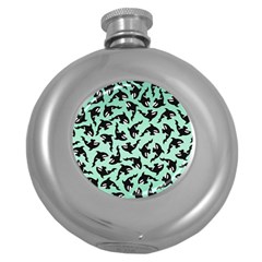 Orca Killer Whale Fish Round Hip Flask (5 Oz) by Pakjumat