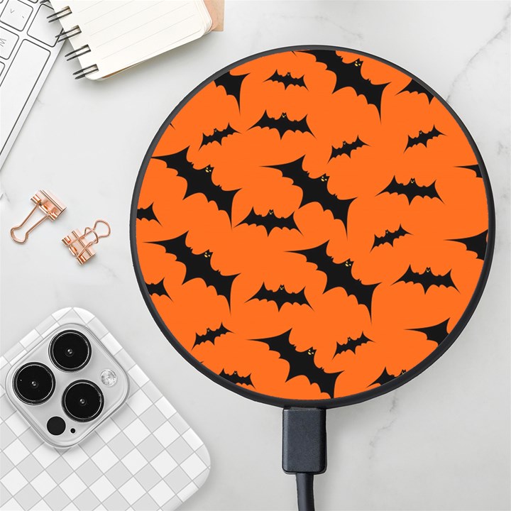 Halloween Card With Bats Flying Pattern Wireless Fast Charger(Black)