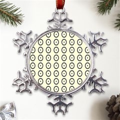 Sharp Circles Metal Large Snowflake Ornament by ConteMonfrey