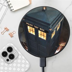 Tardis Bbc Doctor Who Dr Who Wireless Fast Charger(black) by Cendanart