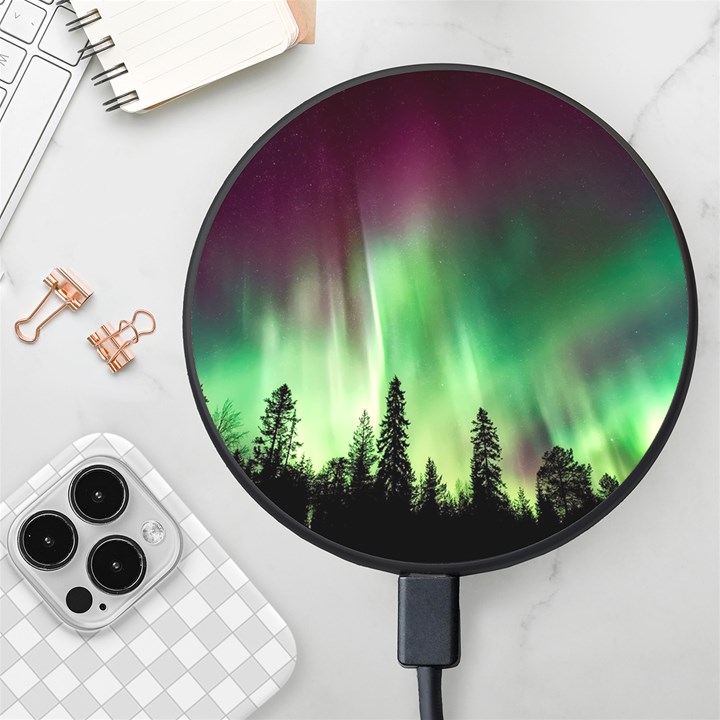 Aurora Borealis Northern Lights Wireless Fast Charger(Black)