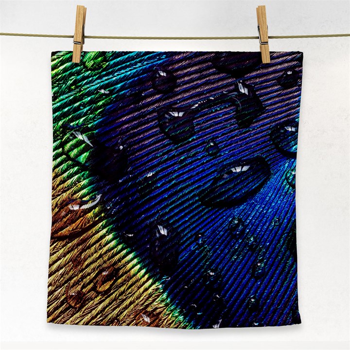 Peacock Feather Retina Mac Face Towel