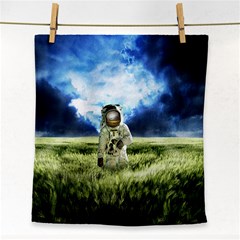 Astronaut Face Towel by Ket1n9