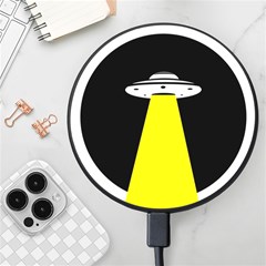 Ufo Flying Saucer Extraterrestrial Wireless Fast Charger(black) by Cendanart