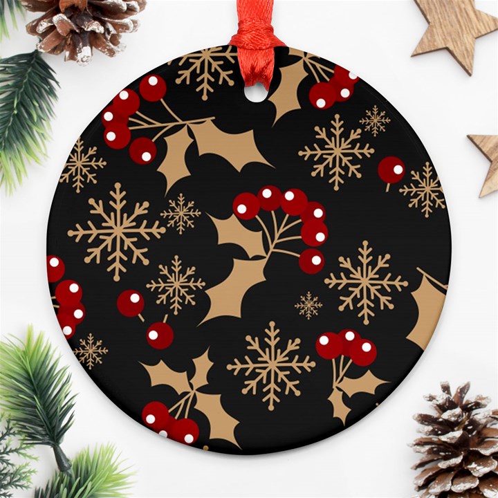 Christmas Pattern With Snowflakes Berries Round Ornament (Two Sides)