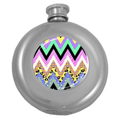 Zigzag-1 Round Hip Flask (5 Oz) by nateshop