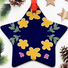 Doodle Flower Leaves Plant Design Ornament (Star)