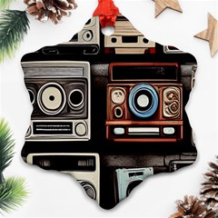 Retro Cameras Old Vintage Antique Technology Wallpaper Retrospective Ornament (snowflake)