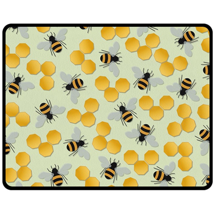 Bees Pattern Honey Bee Bug Honeycomb Honey Beehive Fleece Blanket (Medium)