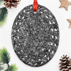 Black And White Abstract Expressive Print Oval Filigree Ornament (two Sides)