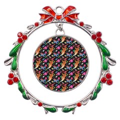 Beautiful Pattern Metal X mas Wreath Ribbon Ornament by Sparkle