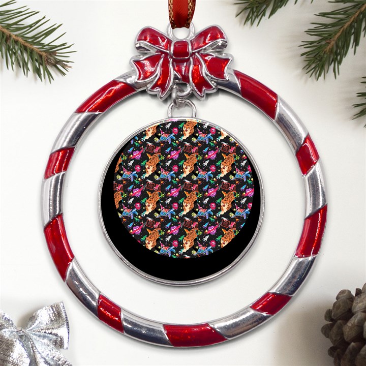 Beautiful Pattern Metal Red Ribbon Round Ornament