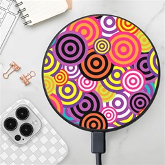 Abstract Circles Background Retro Wireless Fast Charger(black) by Ravend