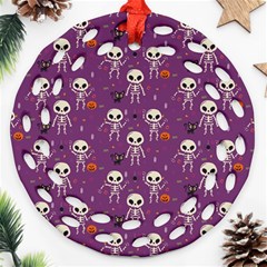 Skull Halloween Pattern Ornament (round Filigree)