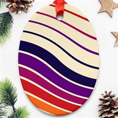 Angles Design Pattern Retro Ornament (oval)