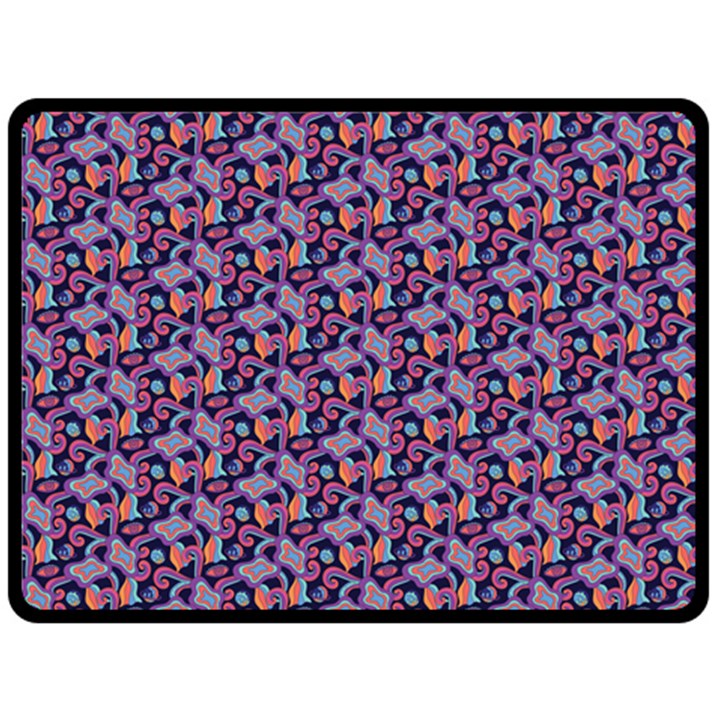 Trippy Cool Pattern Fleece Blanket (Large)