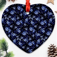 Stylized Floral Intricate Pattern Design Black Backgrond Heart Ornament (two Sides)