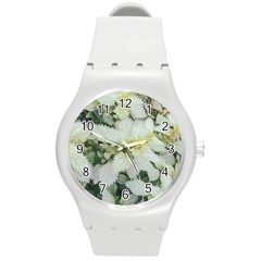 Enchanting Foliage Sharp Edged Leaves In Pale Yellow And Silver Bk Round Plastic Sport Watch (m) by dflcprintsclothing