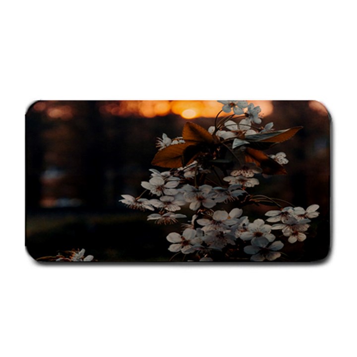 White Flower Medium Bar Mat