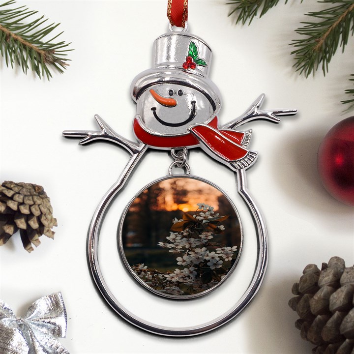 White Flower Metal Snowman Ornament