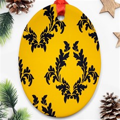 Yellow Regal Filagree Pattern Ornament (oval) by Azkajaya