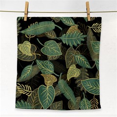 Autumn Fallen Leaves Dried Leaves Face Towel by Grandong