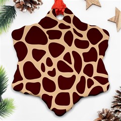 Animal Print Girraf Patterns Ornament (snowflake)