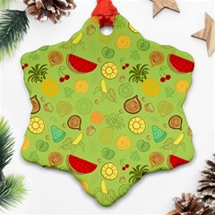 Art Fruits Pattern Ornament (snowflake)