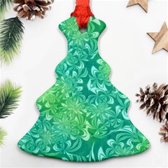 Retro Flower Pattern Design Batik Ornament (christmas Tree) 