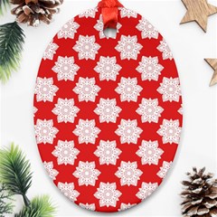 Christmas Snowflakes Background Pattern Ornament (oval)