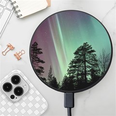 Silhouette Of Aurora Borealis Wireless Fast Charger(black) by Bedest