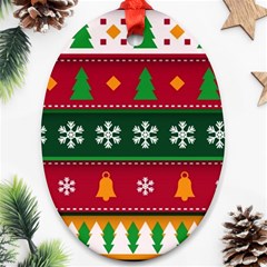 Christmas Time Pattern Christmas Ornament Oval Ornament (two Sides)